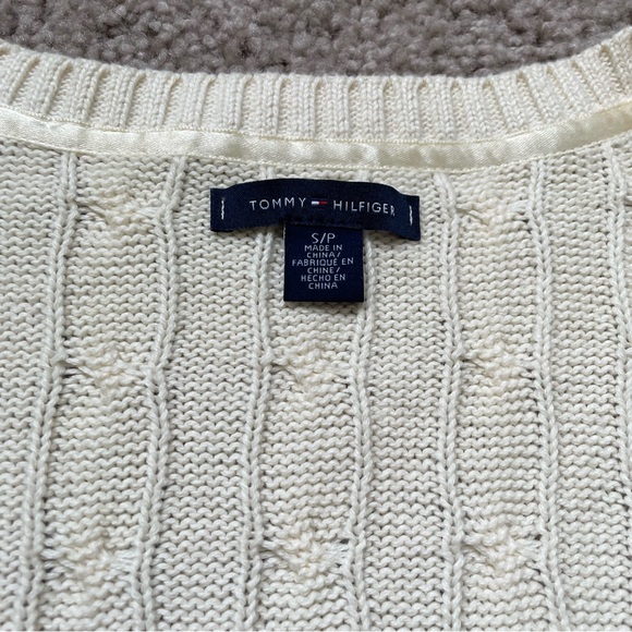 Tommy Hilfiger cable knit sweater small petite in white/cream - Picture 4 of 6